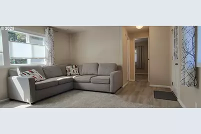 5170 Grand Ave #19, Florence, OR 97439 - Photo 9