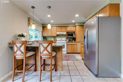 886 River Hills Dr, Springfield, OR 97477 - Photo 11