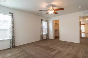 1000 E Central Ave, Sutherlin, OR 97479 - Photo 23