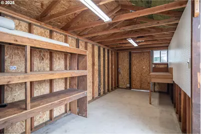 1000 E Central Ave, Sutherlin, OR 97479 - Photo 39