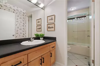 2637 SW Patton Ct, Portland, OR 97201 - Photo 17