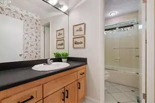 2637 SW Patton Ct, Portland, OR 97201 - Photo 17