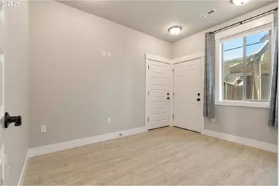 290 Nelson Ln, Gladstone, OR 97027 - Photo 19
