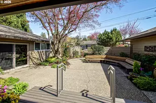 2320 SE Mulberry Dr, Milwaukie, OR 97267 - Photo 3