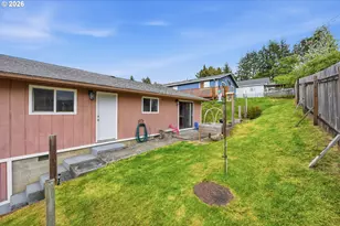 740 H St, Coos Bay, OR 97420 - Photo 5