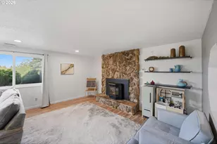 740 H St, Coos Bay, OR 97420 - Photo 15