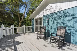 10835 SW 39th Ave, Portland, OR 97219 - Photo 33