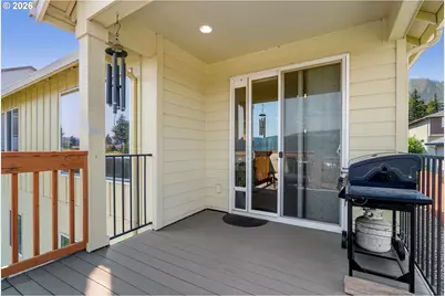 959 SE Windsong Dr, Cascade Locks, OR 97014 - Photo 13