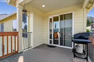 959 SE Windsong Dr, Cascade Locks, OR 97014 - Photo 13