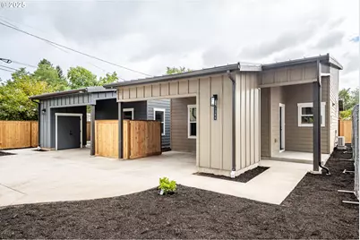 1384 Jacobs Dr, Eugene, OR 97402 - Photo 3