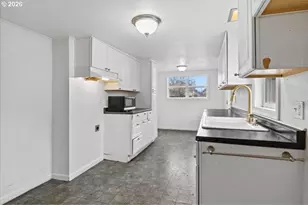 2752 NW Coolidge Way, Corvallis, OR 97330 - Photo 9