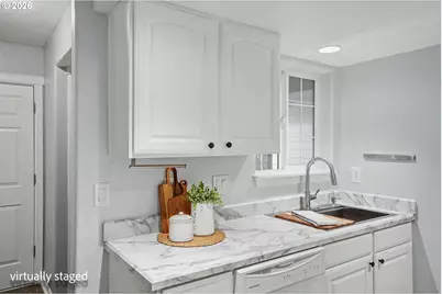 418 Walnut Way, Silverton, OR 97381 - Photo 5