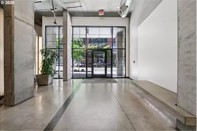 1030 NW 12th Ave #330, Portland, OR 97209 - Photo 17
