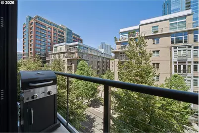 1030 NW 12th Ave #330, Portland, OR 97209 - Photo 15