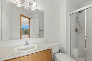 801 E Hilltop Dr, Newberg, OR 97132 - Photo 25