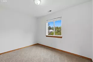 801 E Hilltop Dr, Newberg, OR 97132 - Photo 27