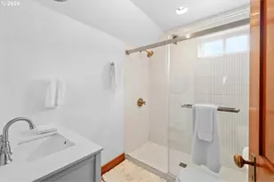 139 SW I St, Grants Pass, OR 97526 - Photo 35