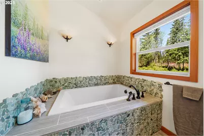 66020 Meissner Rd, Deer Island, OR 97054 - Photo 11