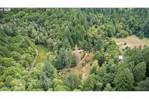 67085 Marlow Creek Rd, Coos Bay, OR 97420 - Photo 47