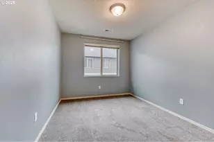 38573 Cascadia Village Dr, Sandy, OR 97055 - Photo 27