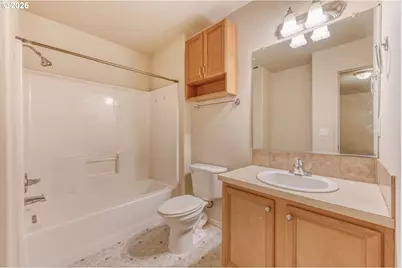 38573 Cascadia Village Dr, Sandy, OR 97055 - Photo 29