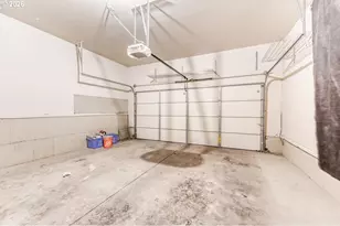 38573 Cascadia Village Dr, Sandy, OR 97055 - Photo 31