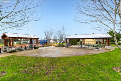 38573 Cascadia Village Dr, Sandy, OR 97055 - Photo 35