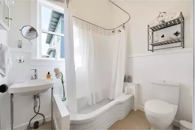 1124 SE 35th Ave, Portland, OR 97214 - Photo 25