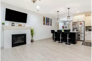 579 NW Adams Ave, Hillsboro, OR 97124 - Photo 5