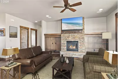 16660 SW Ranchview Ct, Powell Butte, OR 97753 - Photo 5