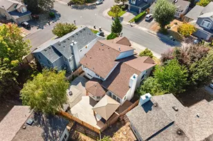 17937 NW Anastasia Dr, Portland, OR 97229 - Photo 39