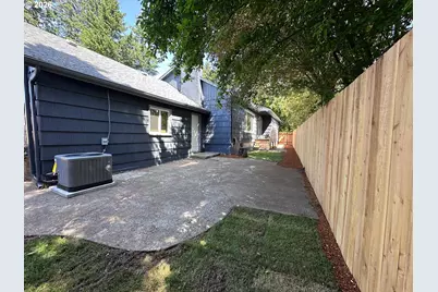 3030 Doughton St S, Salem, OR 97302 - Photo 15