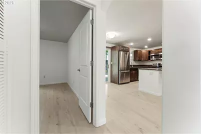 159 SW Florence Ave #45, Gresham, OR 97080 - Photo 5