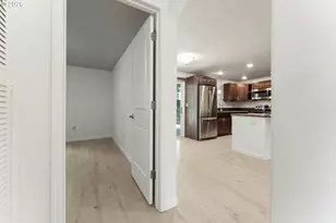 159 SW Florence Ave, Gresham, OR 97080 - Photo 5