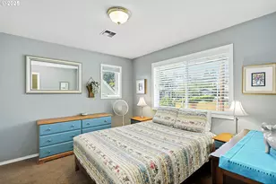 247 NE Washington St, White Salmon, WA 98672 - Photo 17