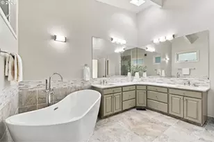 12533 SW 55th Pl, Portland, OR 97219 - Photo 27