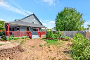 38058 Railroad Ln, Marcola, OR 97454 - Photo 5