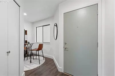 4926 S Corbett Ave #205, Portland, OR 97239 - Photo 3