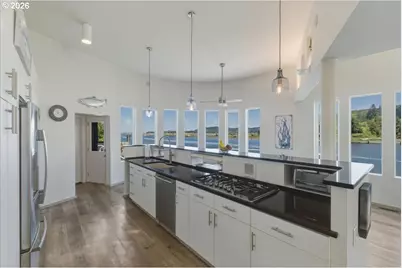 9180 Keys Pl, Gleneden Beach, OR 97388 - Photo 13