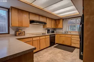 1620 26th St, Florence, OR 97439 - Photo 9