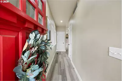 3903 SE Crystal Springs Blvd, Portland, OR 97202 - Photo 3