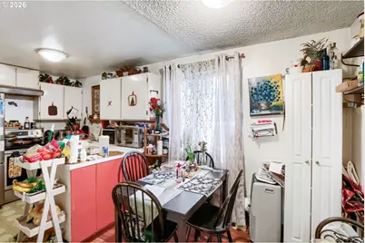 11842 SW Iron Horse Ln, Beaverton, OR 97008 - Photo 15
