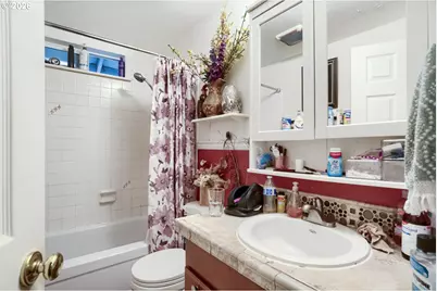 11842 SW Iron Horse Ln, Beaverton, OR 97008 - Photo 21