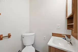 11040 SE McCreary Ln, Boring, OR 97009 - Photo 17