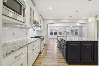 810 NE 27th St, Battle Ground, WA 98604 - Photo 15