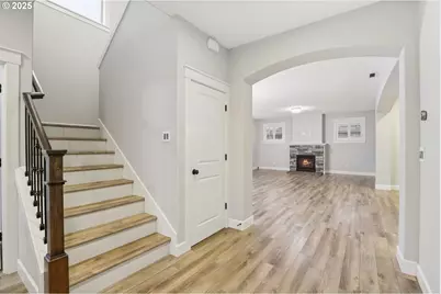 810 NE 27th St, Battle Ground, WA 98604 - Photo 9