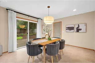 3910 Calaroga Cir, West Linn, OR 97068 - Photo 15