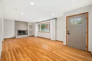 3910 Calaroga Cir, West Linn, OR 97068 - Photo 3