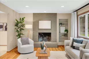 3910 Calaroga Cir, West Linn, OR 97068 - Photo 5