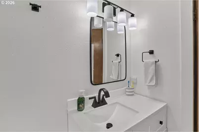 36780 SW Laurelwood Rd, Hillsboro, OR 97123 - Photo 23